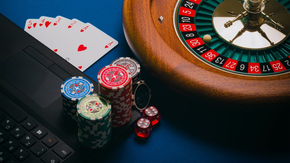 Casino gaming floor